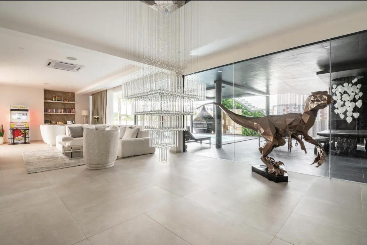 Palm Villa - Award Winning Modern Luxury & Exclusive Villa Resort Chiang Mai Exterior photo